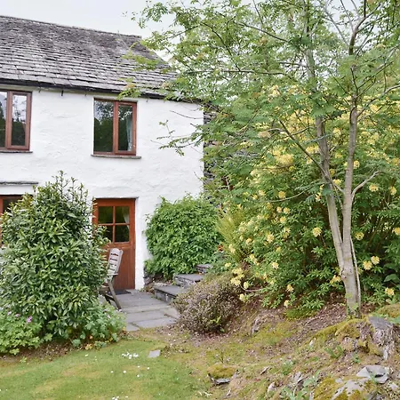 1 Oaks Farm Holiday home *